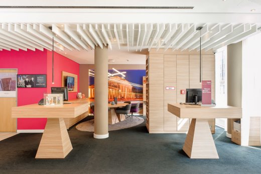 &copy; HOTEL MERCURE